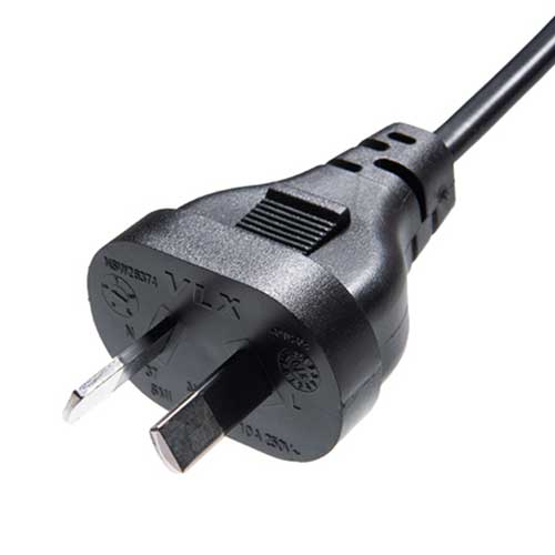 Volex Halogen Free Plug